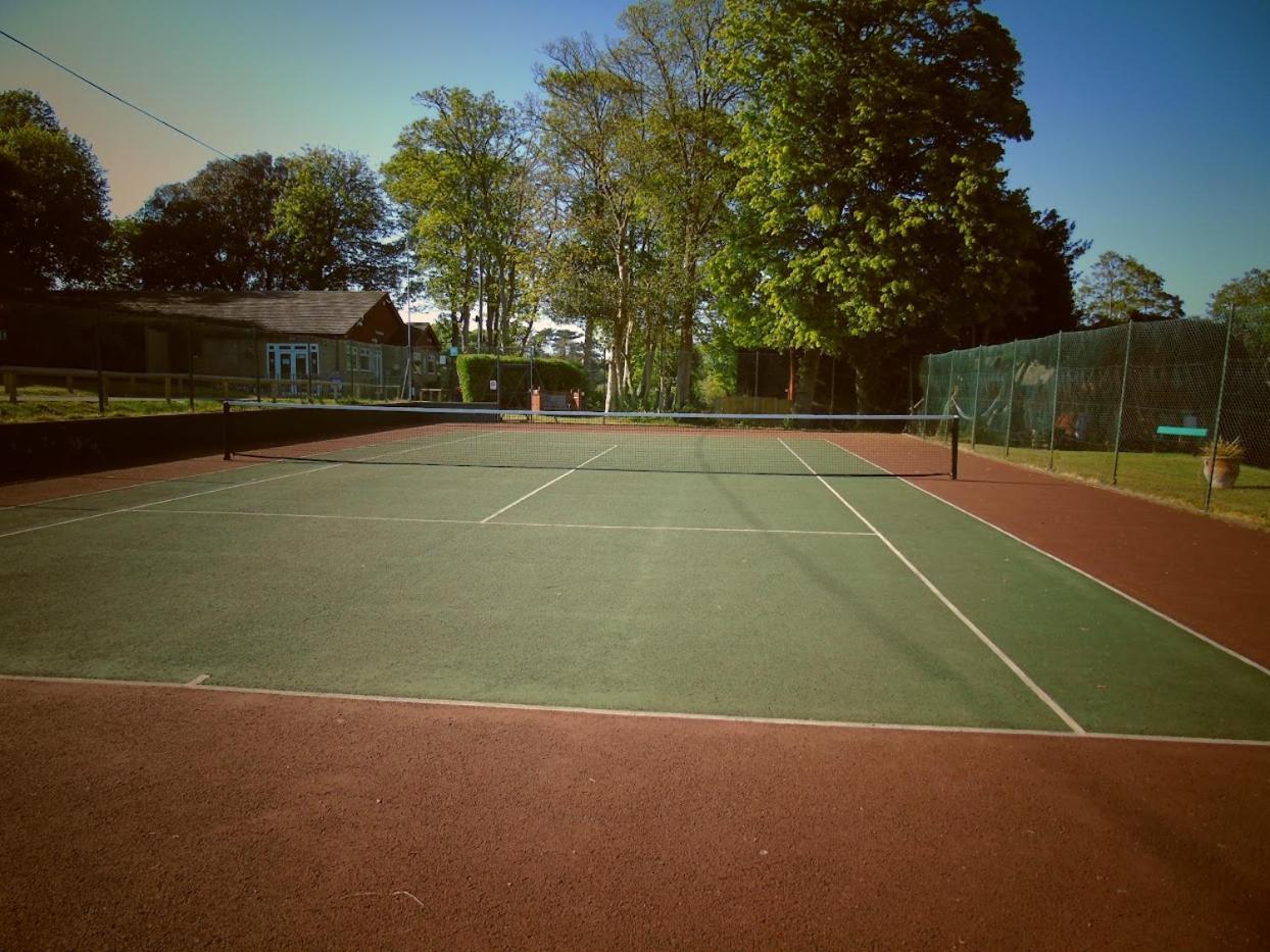 Chalet Brightstone Kingsdown Cliffs Location With Indoor Pool, Tennis Court, Mini-Golf Short Walk To Beach And 3 Great Local Pubs Exteriör bild